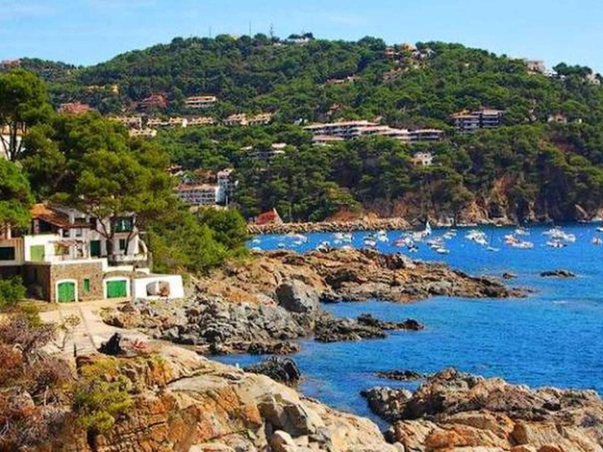 Rustic Les Corts Del Mas Virrei * Girona